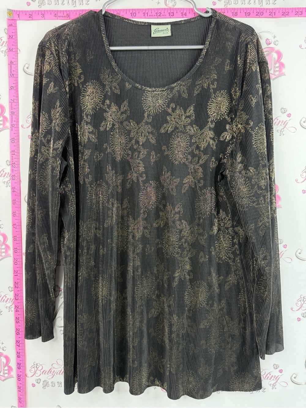 Penmans plus shirt shiny pleats Black Long-Sleeve Metallic Floral Scoop Neck Top